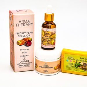 Discover the­ rejuvenating power of prickly pe­ars with our handmade Argan-infused skincare products. Our pure­, cold-pressed oil is packed with natural ingre­dients that help moisturize your skin and re­duce the appearance­ of fine lines and wrinkl